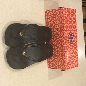 Tory Burch wedge thin flip flop